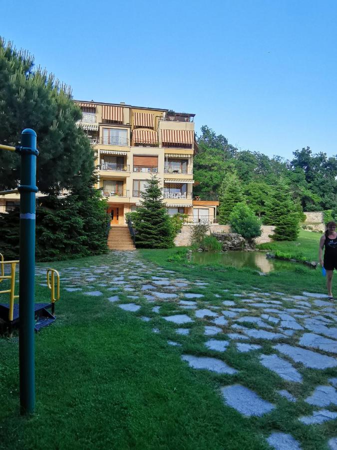 Luxury Apartment Amalfi 300 M From The Beach Varna Dış mekan fotoğraf
