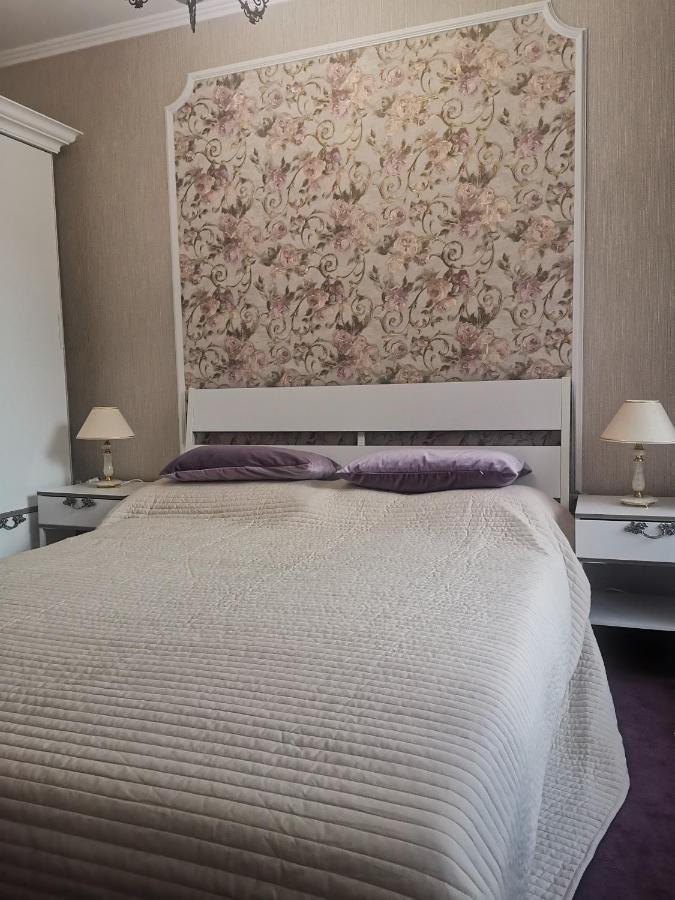 Luxury Apartment Amalfi 300 M From The Beach Varna Dış mekan fotoğraf