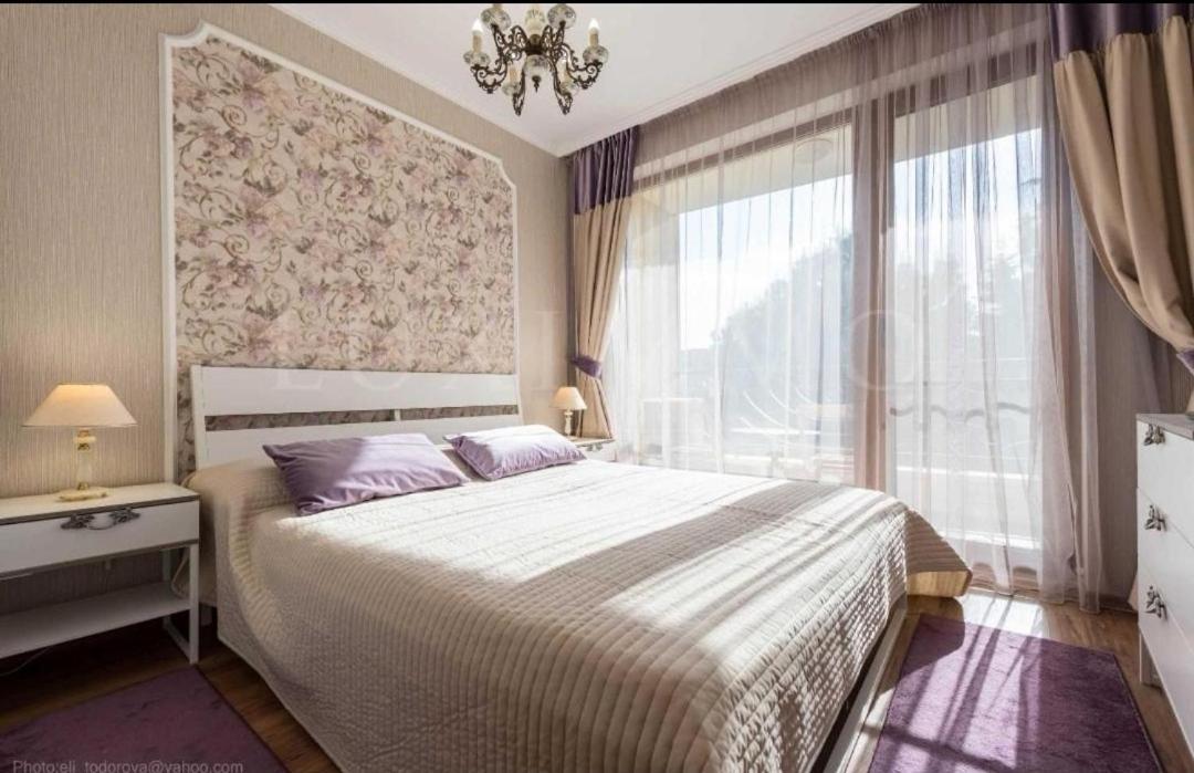 Luxury Apartment Amalfi 300 M From The Beach Varna Dış mekan fotoğraf