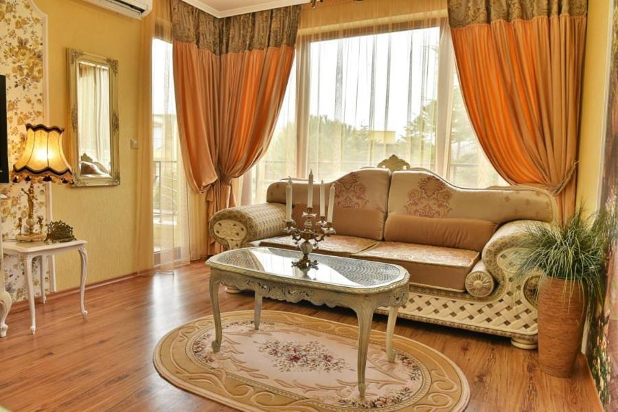 Luxury Apartment Amalfi 300 M From The Beach Varna Dış mekan fotoğraf